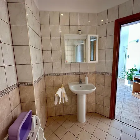 Seabreeze Mustel In - Adults Only Apartman