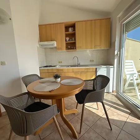 Apartment Seabreeze Mustel In - Adults Only Drage